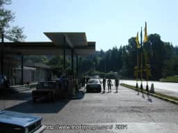 Punto de salida junto a la carretera, fotografiado al comienzo del viaje costero de 2001