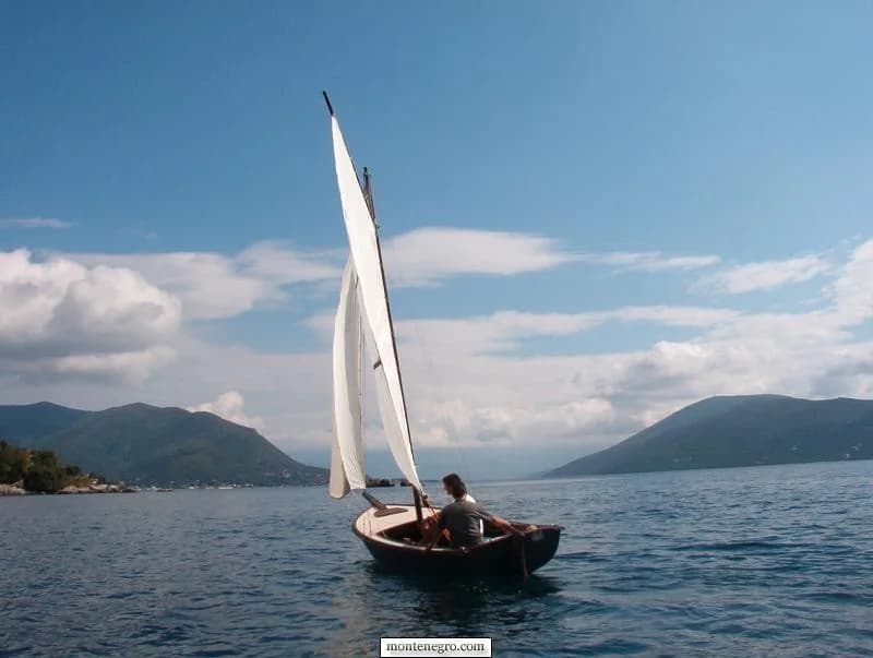 Stara Brokva 2004: Herceg Novi’s Classic-Boat Regatta
