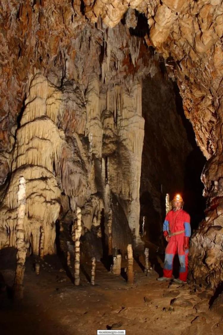 Underground passage recorded during a legacy Đalovića expedition