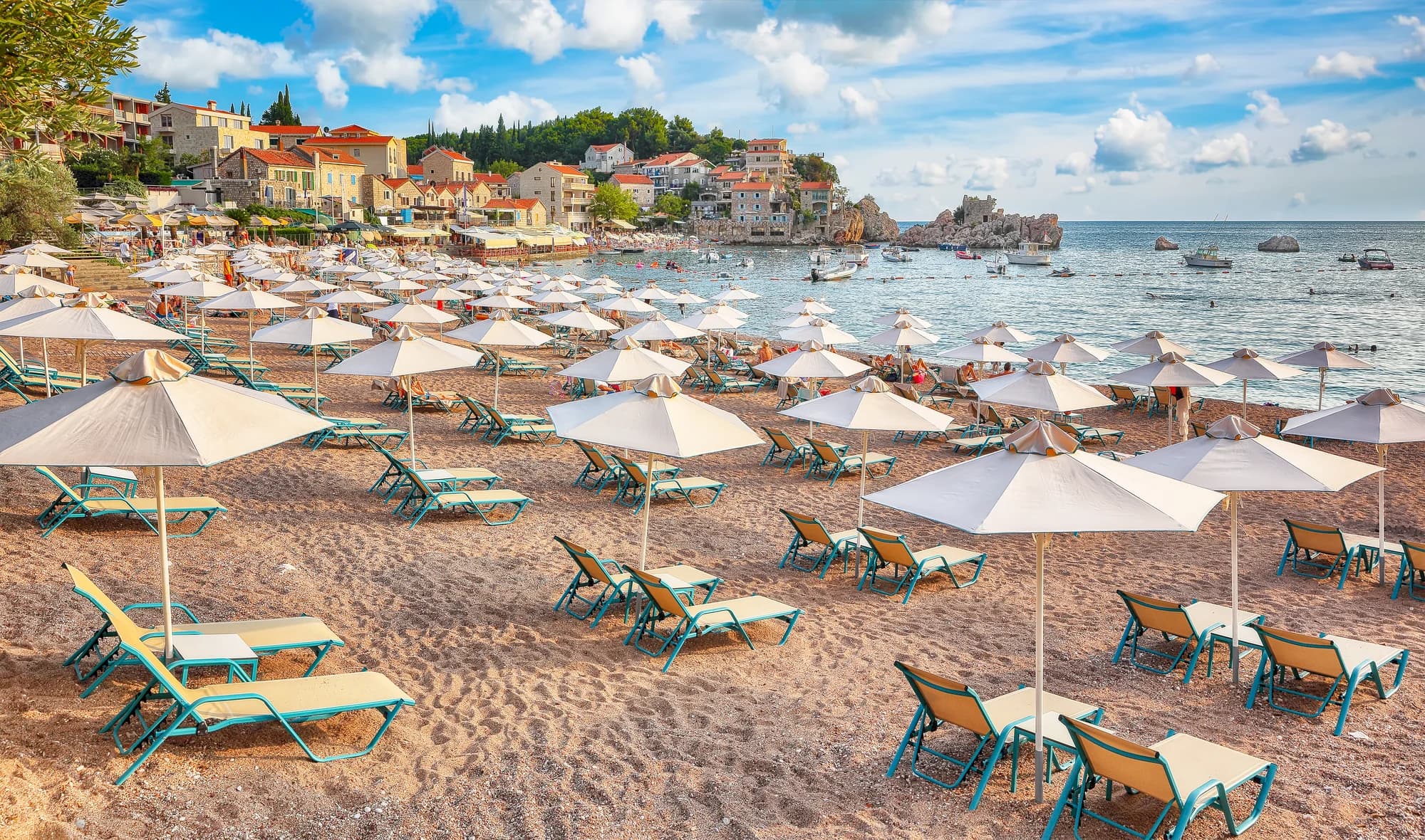 Pržno beach and the village waterfront