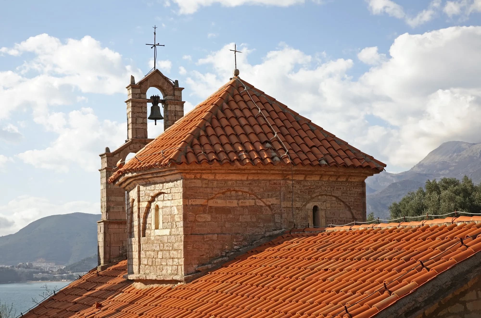 Praskvica Monastery 2026: History, Art and Jegor's Path