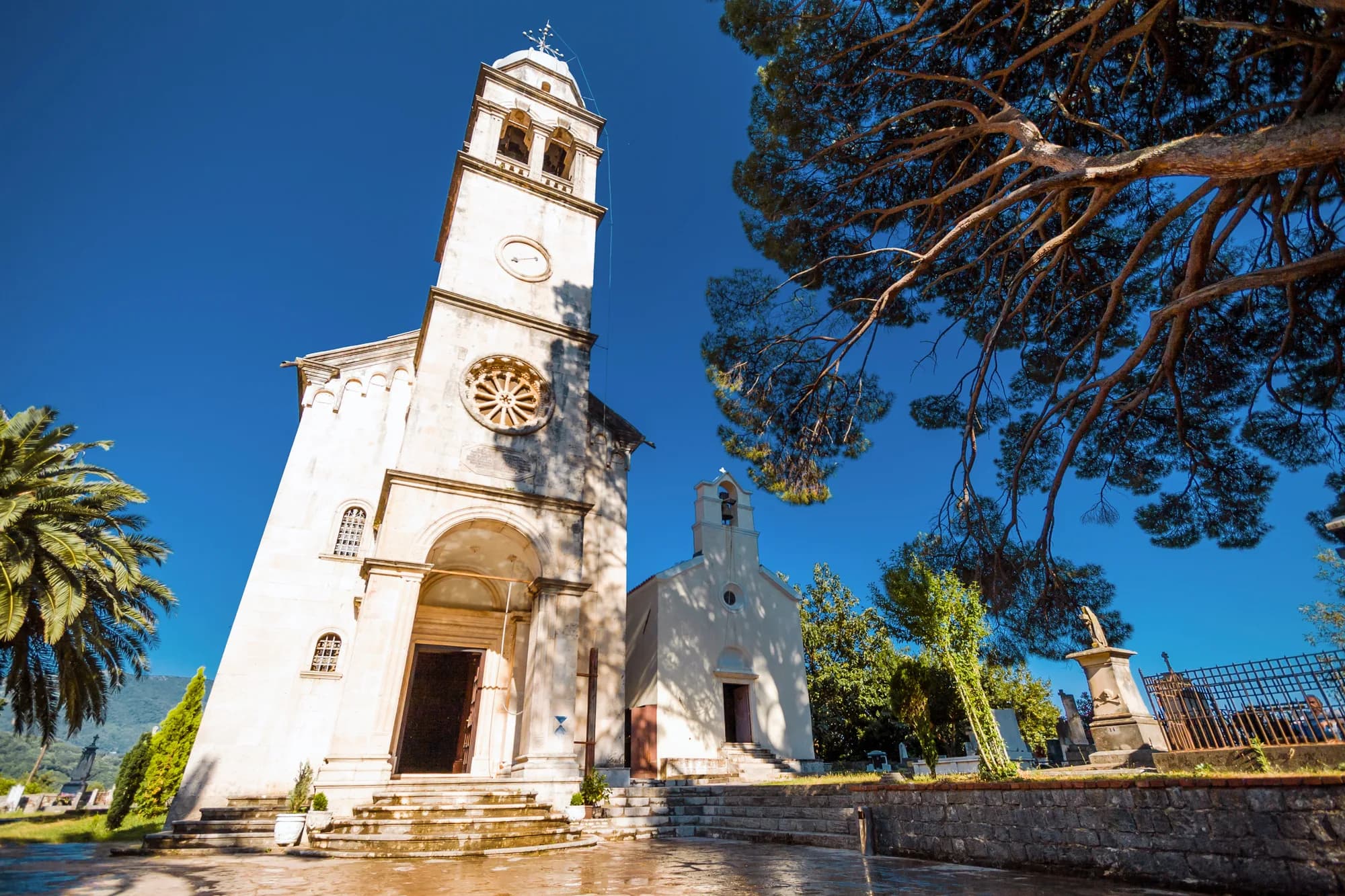 Savina Monastery 2026: History, Art and Visit