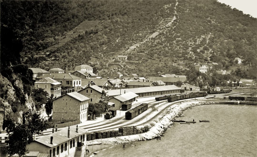 Zelenika's railway station in 1936, the coastal terminus of the narrow-gauge line that ran until 1968