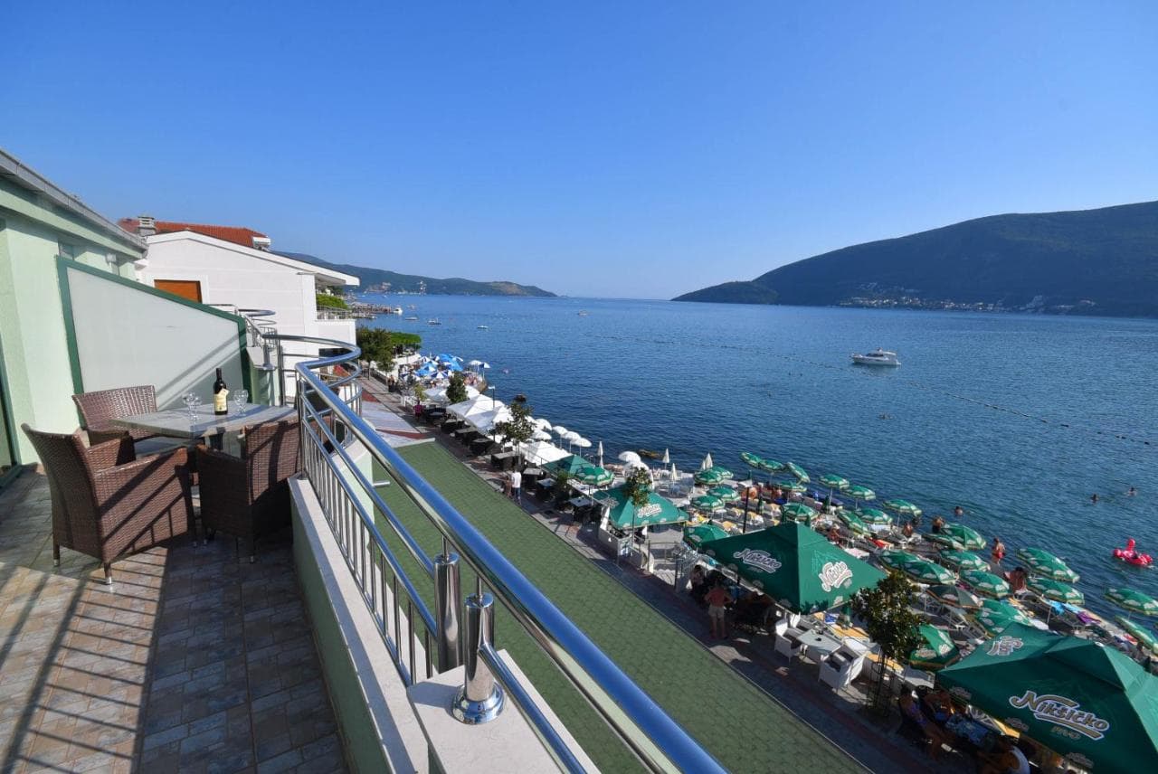Apartmani Amor - Igalo fotografija 1