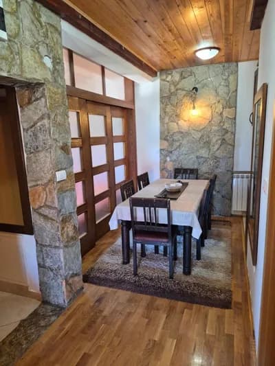 Foto Apartamentos Family - Žabljak 2