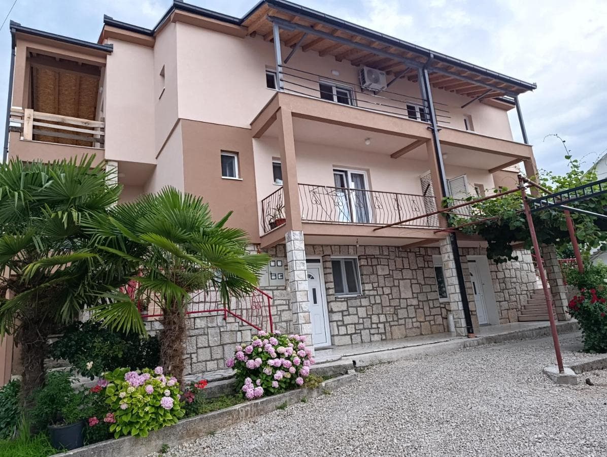 Foto Apartments Gudelj - Perast 1