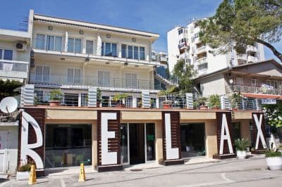 Aria-Residence-1.jpg
