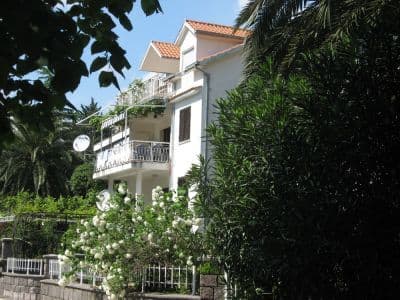 kiwi_apartmani_apartments_kotor_3.jpg