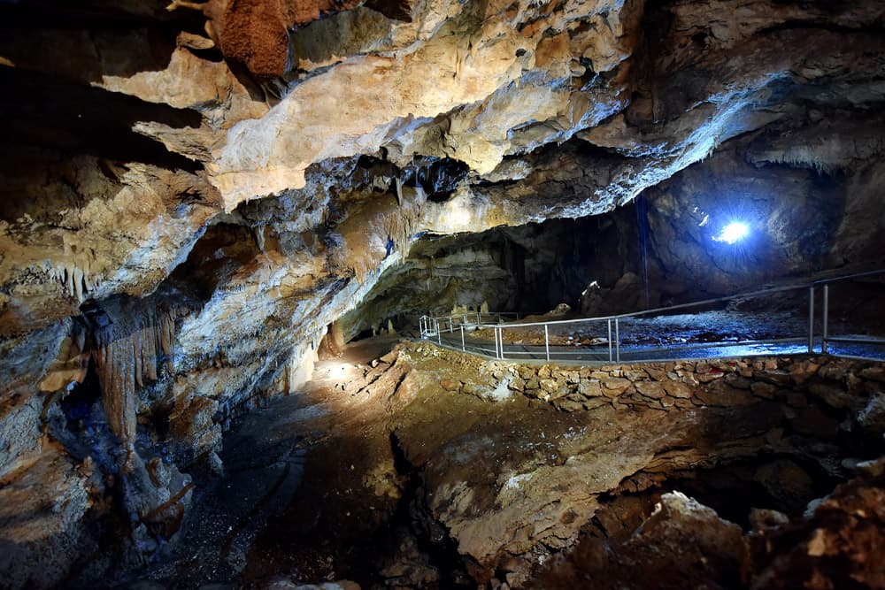 Lipa Cave: 2026 Tickets, Tour Times and Access Guide