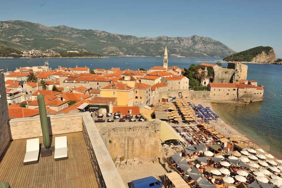 Resort in Budva - Photo 17