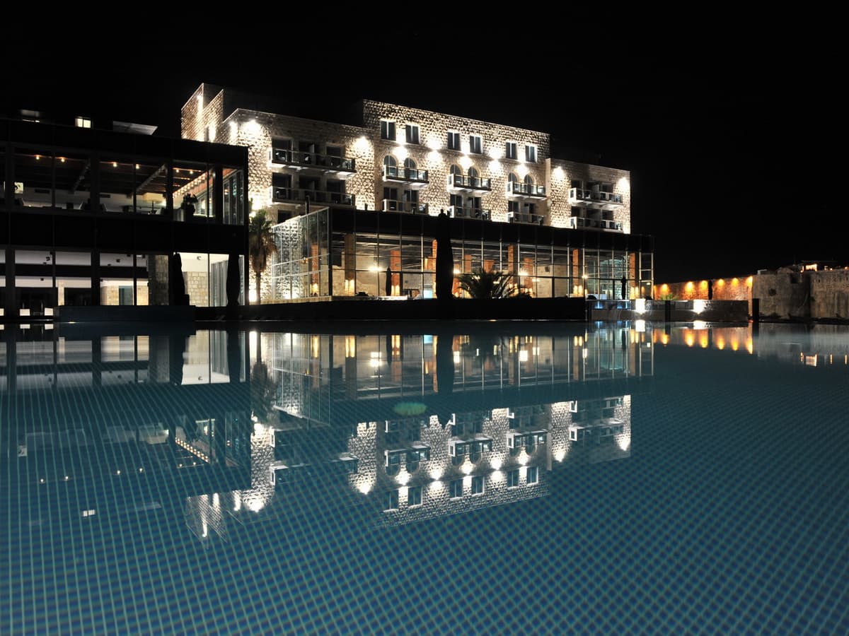 Resort in Budva - Photo 2
