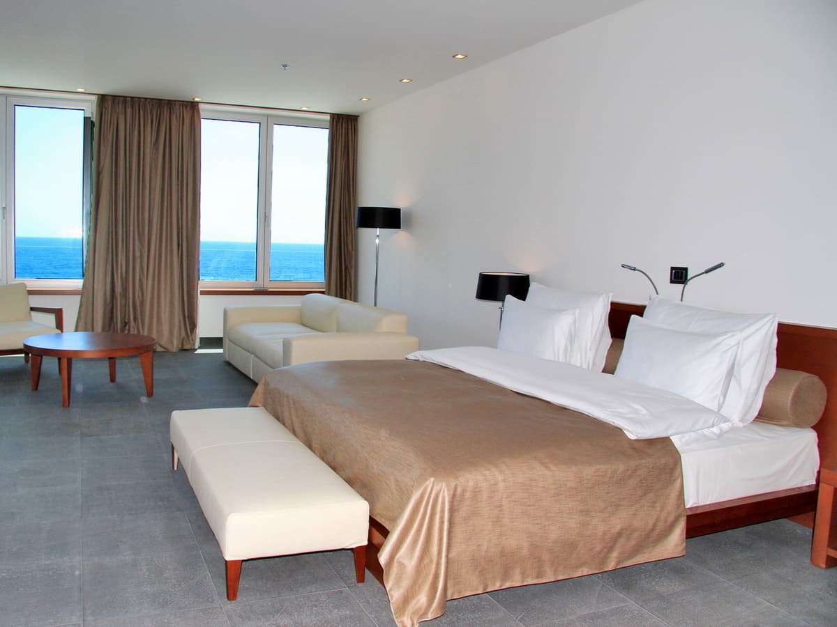 Resort in Budva - Photo 11