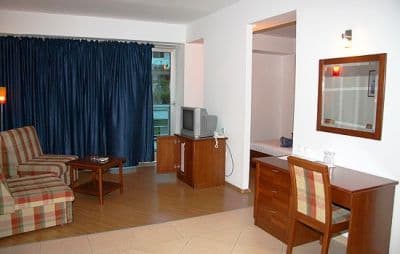 apart1.JPG
