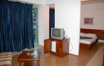 apart2.JPG