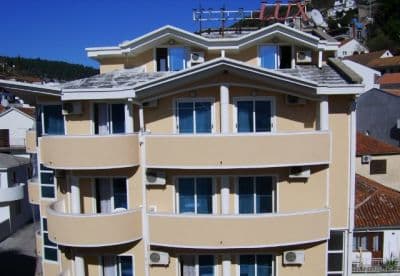 vila lux.jpg