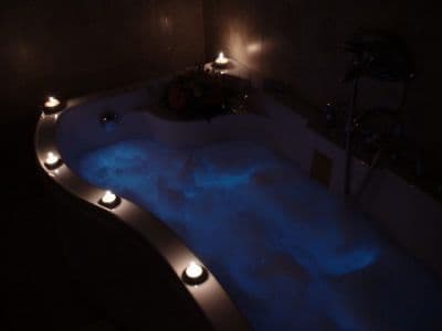 jacuzzi.jpg