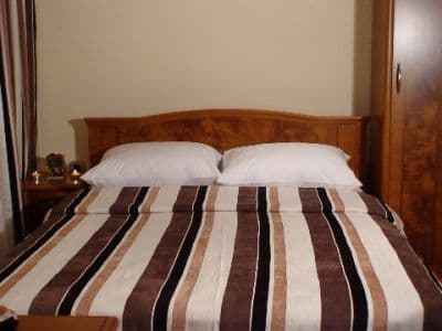 room2.jpg