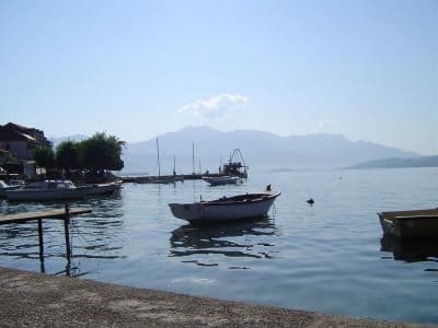 Plaža-ispod-kuće