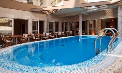 oth_pool.jpg