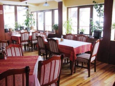 Hotel_MB_restaurant.jpg