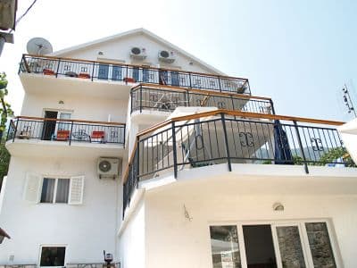 RM256658.jpg