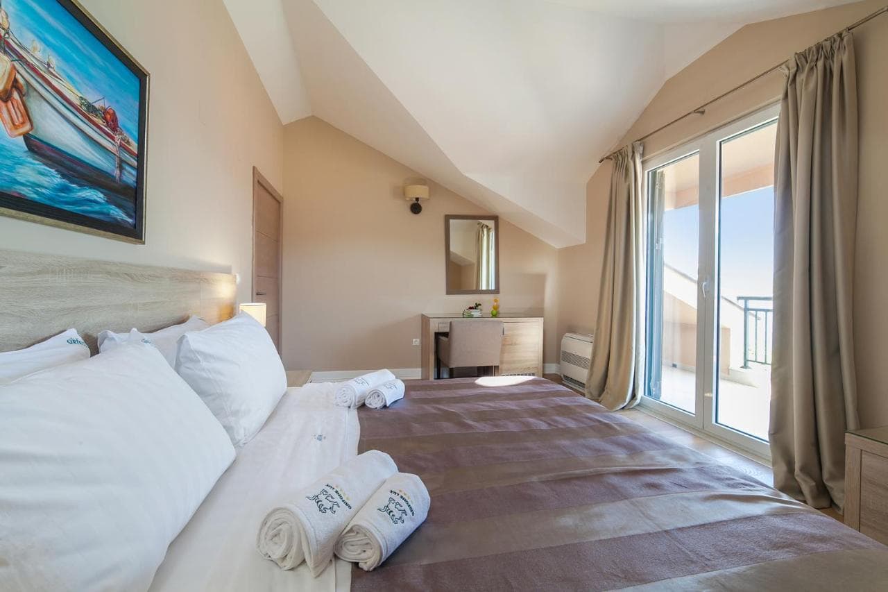Hotel in Igalo - Photo 12