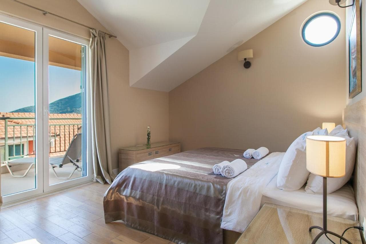 Hotel in Igalo - Photo 9