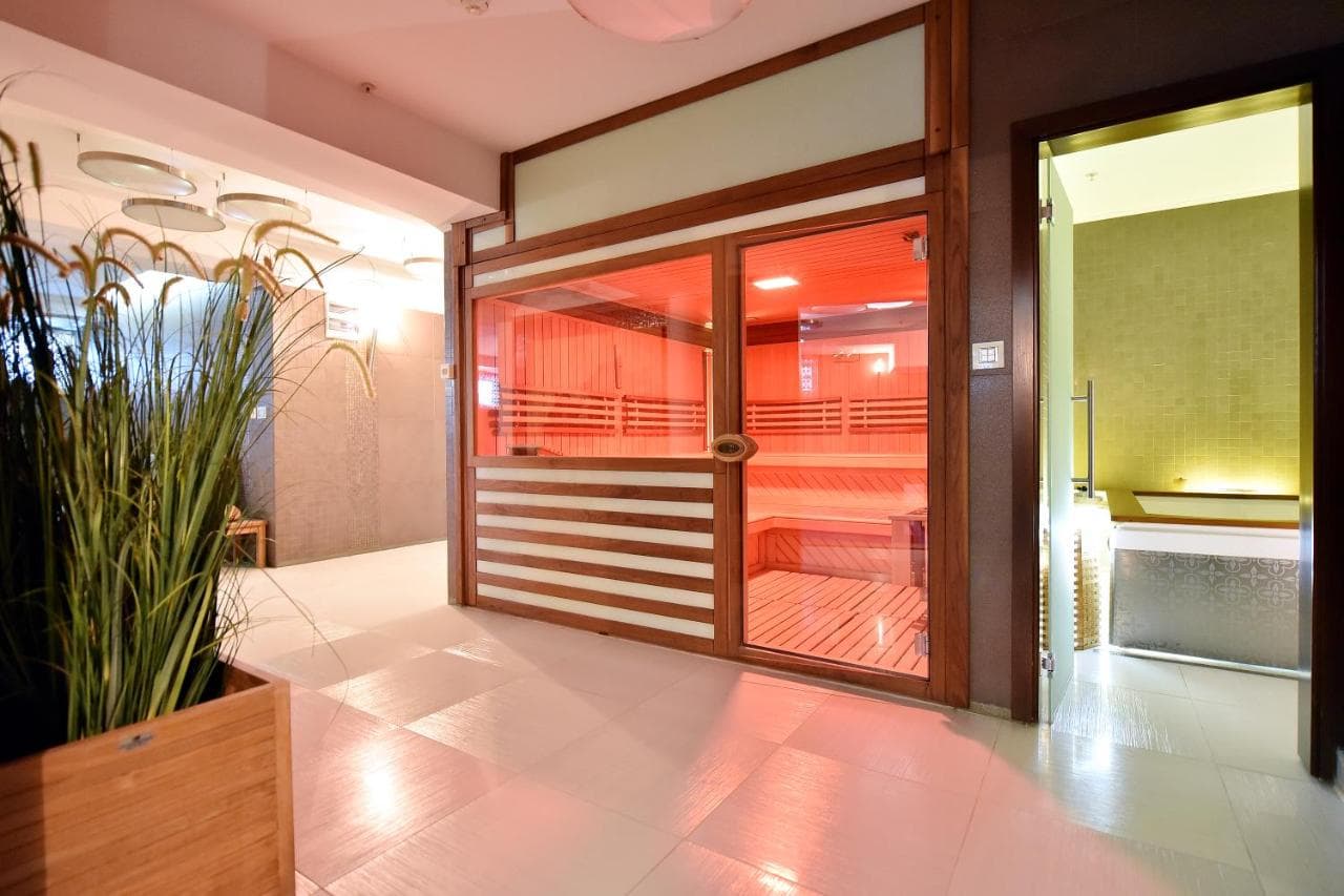 Hotel in Podgorica - Photo 26