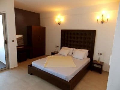 residence_bedroom.jpg