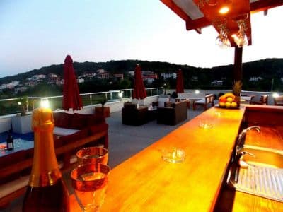 roof_top_bar2.jpg