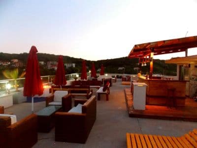 roof_top_bar3.jpg