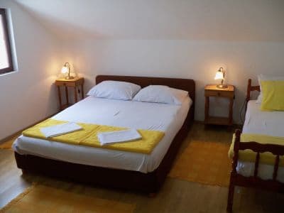 Room3-3.jpg