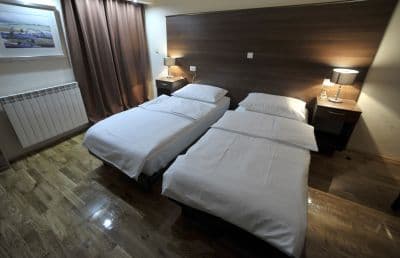 Hotel 010.jpg