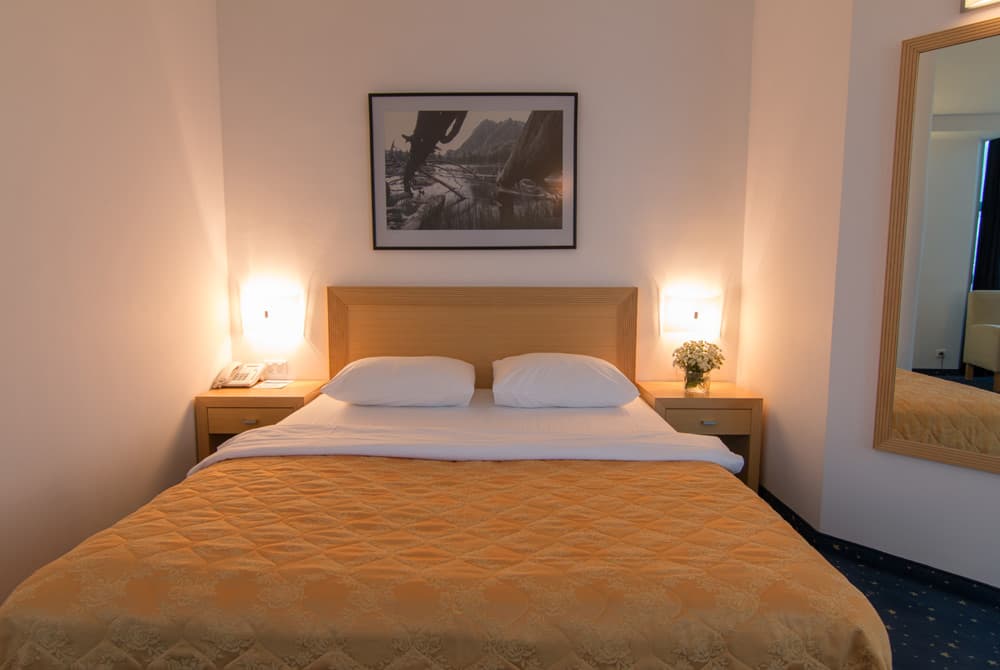 Hotel in Budva - Photo 6
