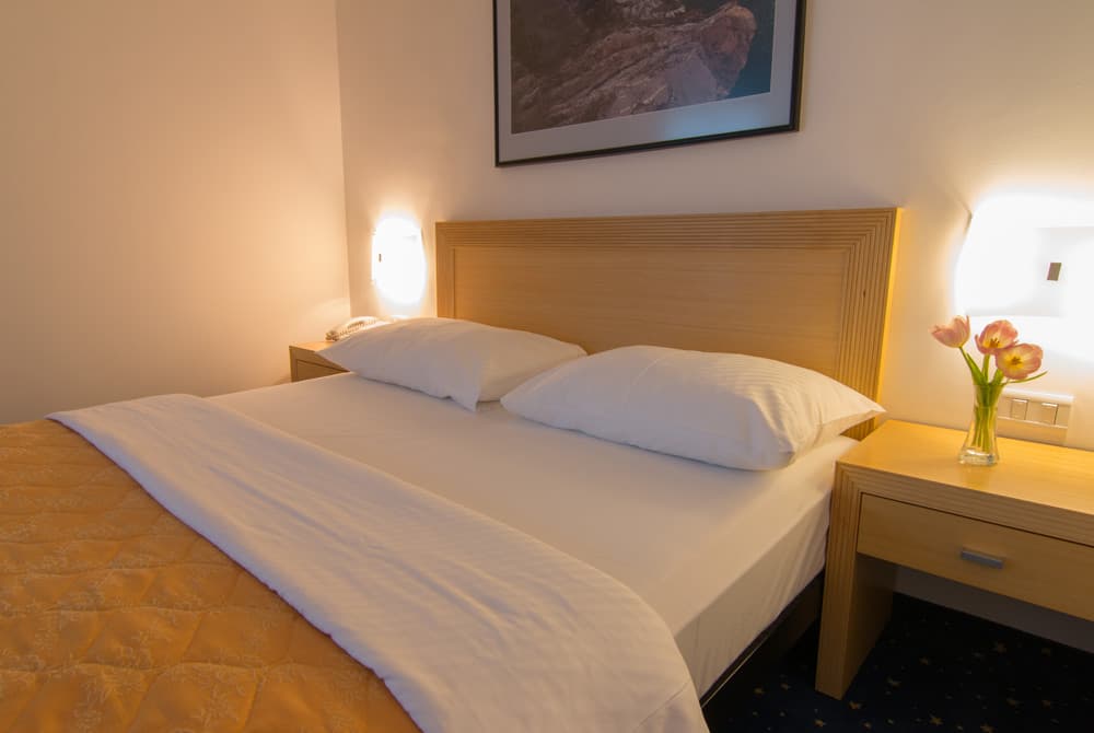 Hotel in Budva - Photo 13