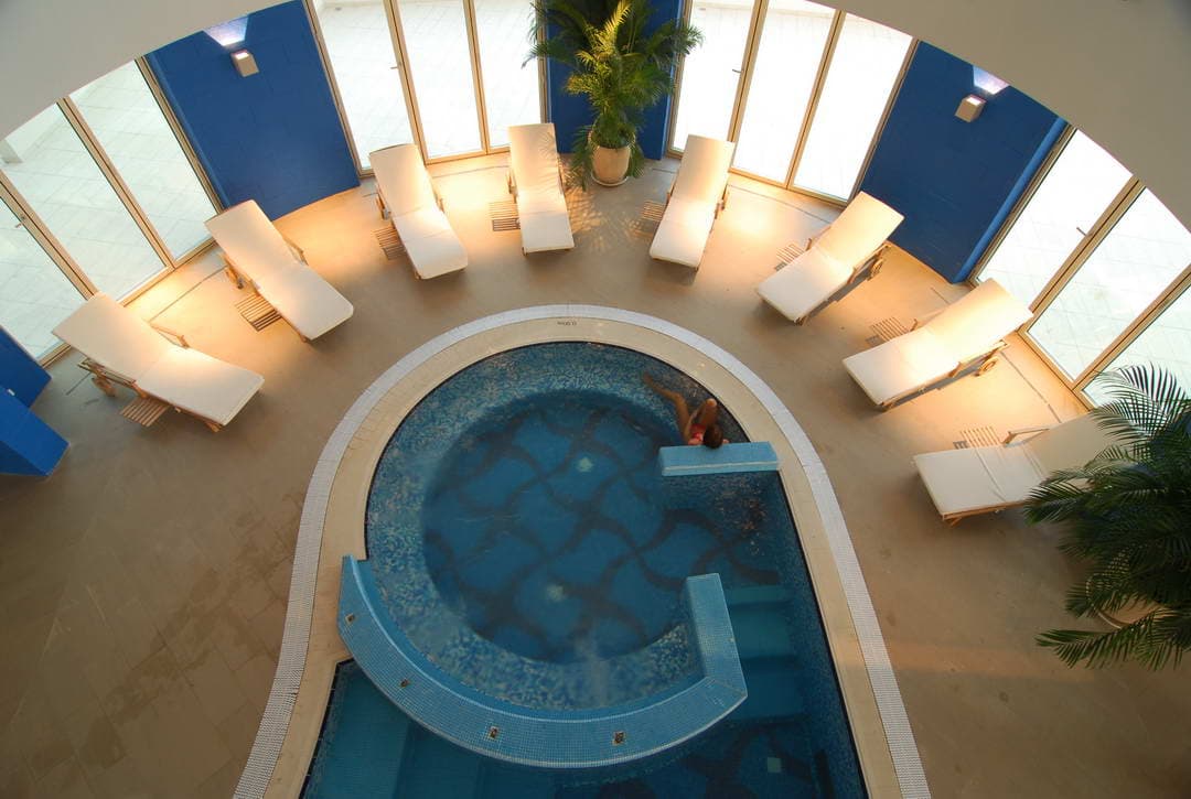 Resort in Bečići - Photo 32