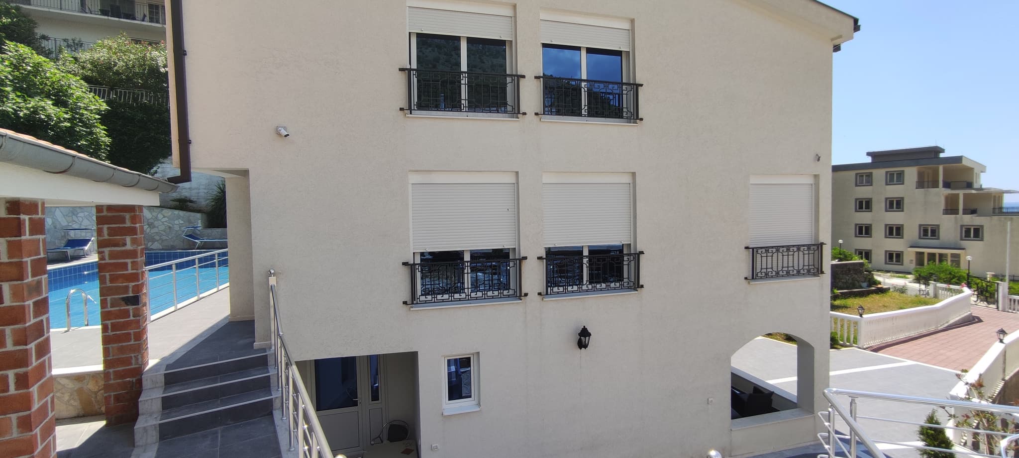 Apartment in Sveti Stefan - Photo 11