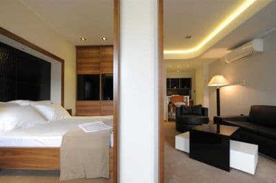 marble-lounge-5.jpg