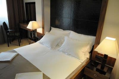 marble-lounge.jpg