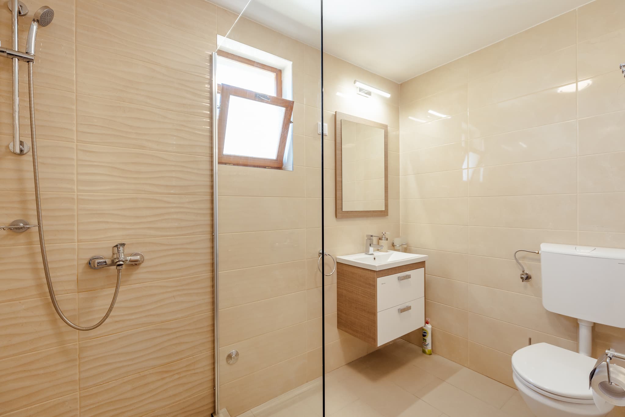 Apartment in Igalo - Photo 13