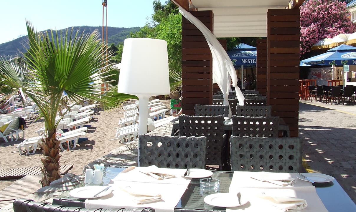 Hotel in Budva - Photo 19