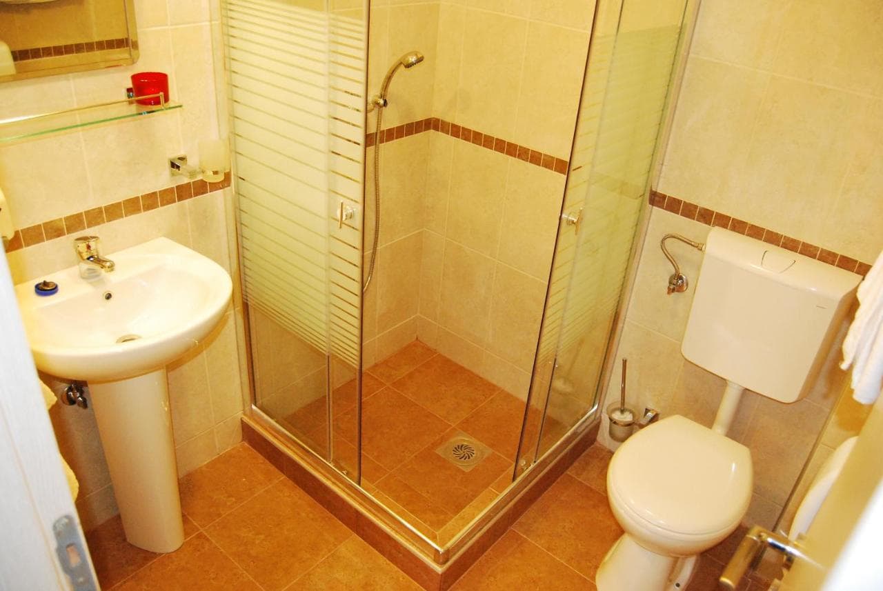Hotel in Herceg Novi - Photo 6