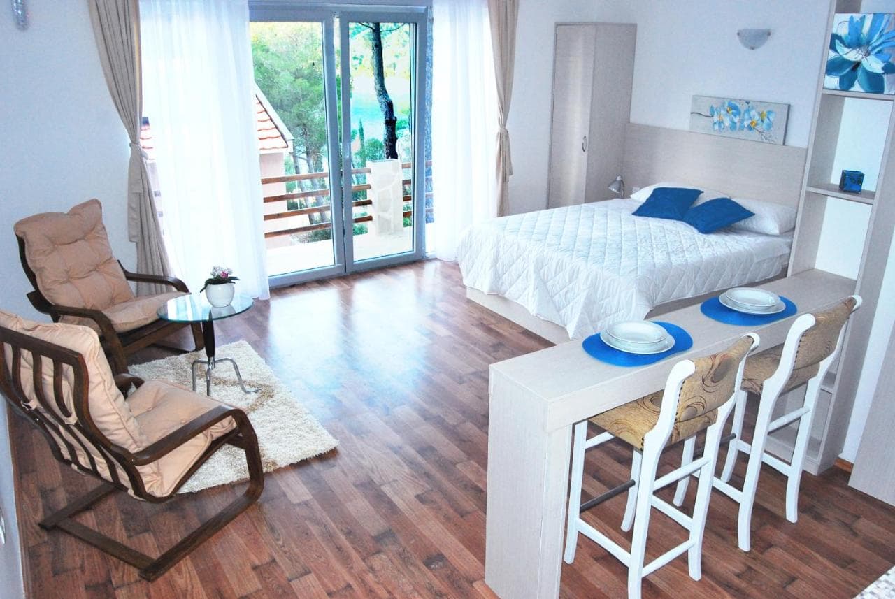 Hotel in Herceg Novi - Photo 10