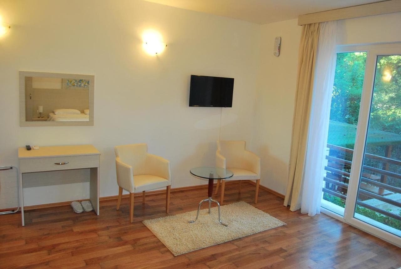 Hotel in Herceg Novi - Photo 5