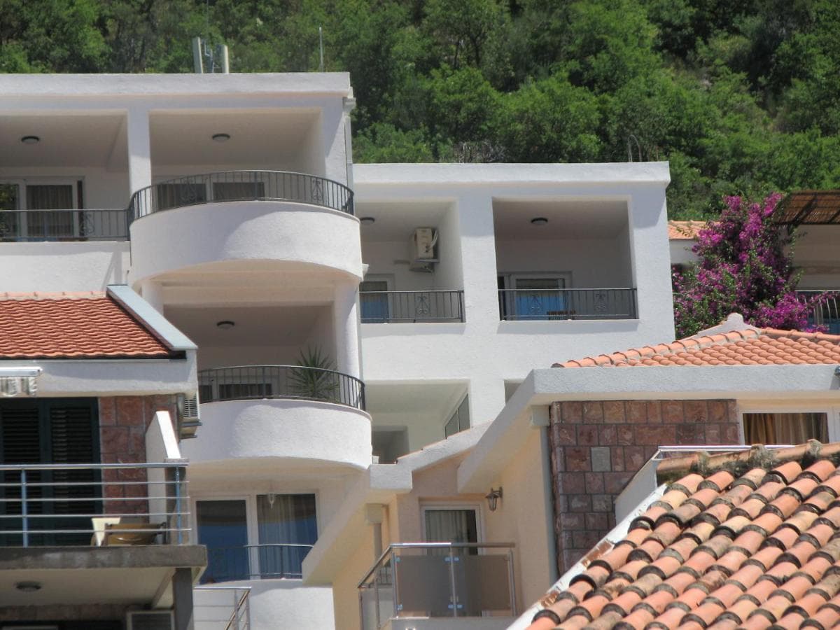 Apartment in Sveti Stefan - Photo 19