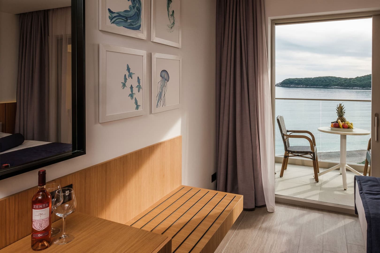Hotel in Budva - Photo 17