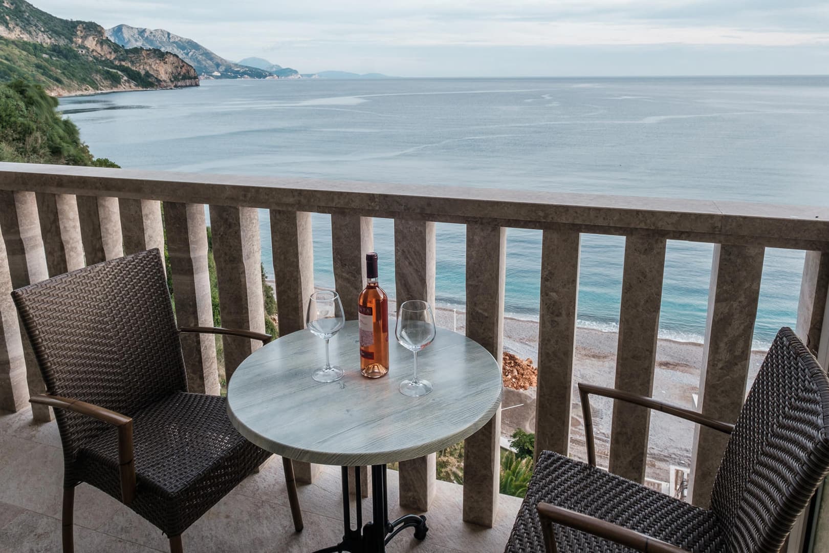 Hotel in Budva - Photo 19