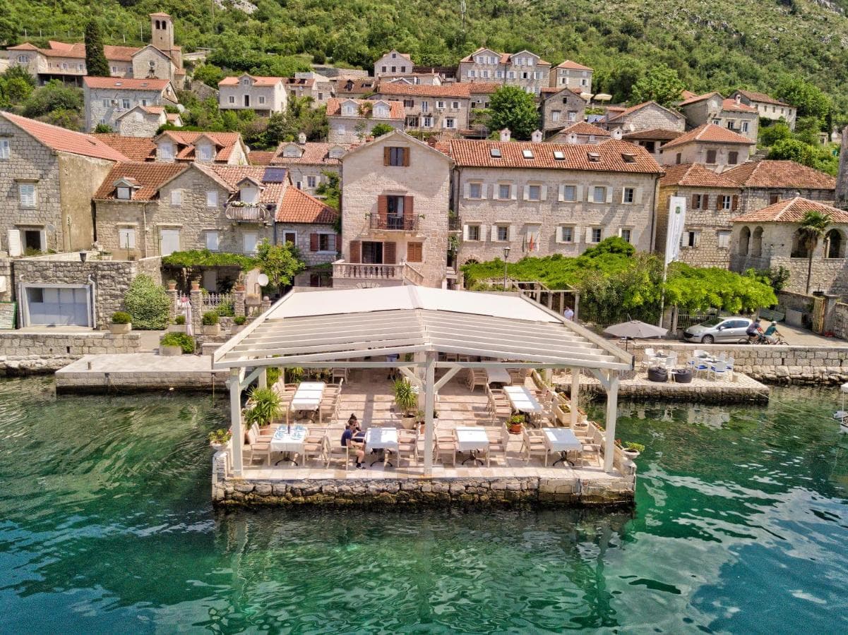 Hotel in Perast - Photo 10
