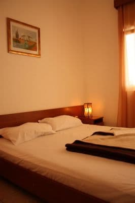 Apartment 10.jpg