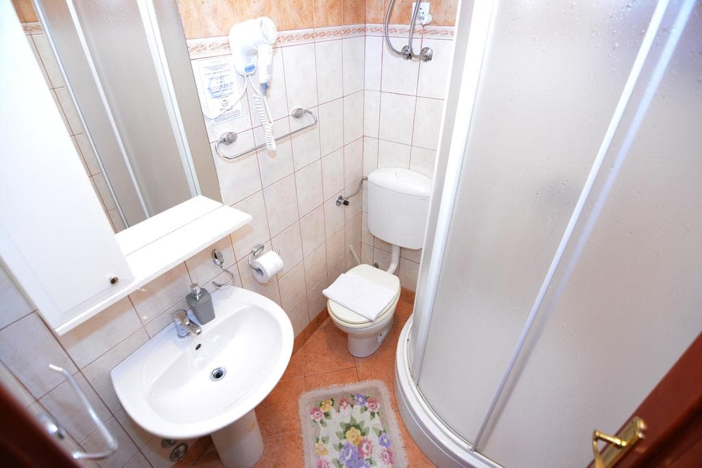 Apartment in Kotor - Photo 11
